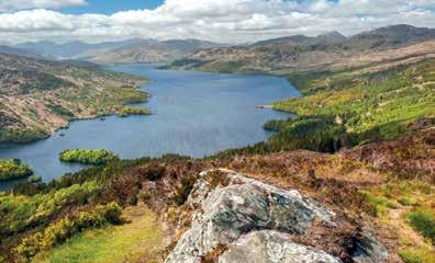 Navštívíme také hrad Eilean Donan, palírnu a prohlédneme si centrum hlavního města Edinburghu. Využijte časové slevy!