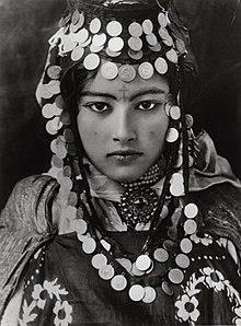 Berberi = súhrnne označenie pre pôvodných obyvateľov Severnej Afriky.