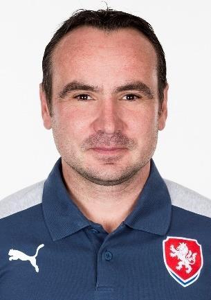 COACH MANAGER Online tréninkové plány, docházka, statistiky a informace o hráčích Povinnost