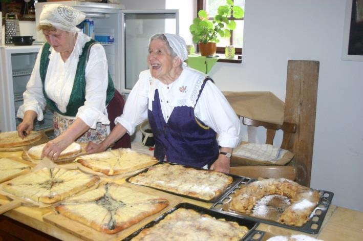 Pamětní zeď Moravských bratří MORAVIAN Historicko-vlastivědná společnost Projekt řešil vybudování zdi v parku Moravských bratří, na kterou se budou při příležitosti mezinárodních konferencí zavěšovat