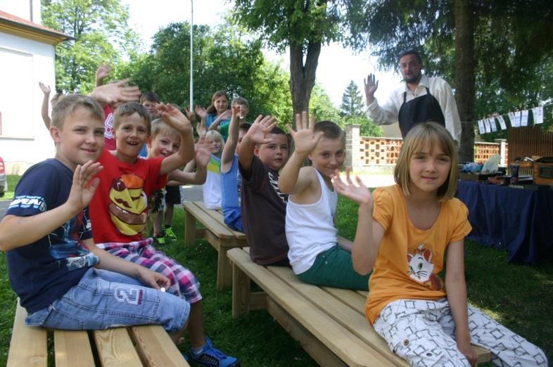 V rámci projektu každá MAS pro děti připravila exkurzi do partnerského regionu. Studijní cesty se v každém regiónu zúčastnilo celkem 45 dětí v doprovodu vyučujících.
