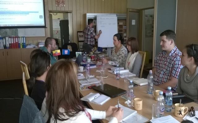 3. Pracovní skupiny Pracovní skupiny Ženy a Zemědělci, které se v minulosti aktivně podílely na realizaci SPL a přípravě ISÚ 2014 2020 v roce 2014 nevyvíjely činnost.