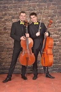 v=b1n1zan7kzc (Ctrl a klik myší) (Píseň Když zavřu oči z filmu Protektor) FOTO: fotoarchiv Shadde Yadda quartet KONCERTY VÝSTAVY Jedenáctého na Jedenáctce aneb The CELLO Boys 11. 5.