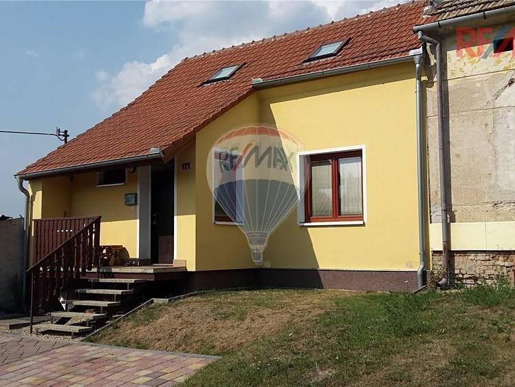 Záznam o prodeji srovnávané nemovitosti č. 5 1. Identifikace Prodej, Rodinný dům, 105 m 2, Borkovany Celková cena: 1.790.000 Kč Adresa: Borkovany, okres Břeclav 2.