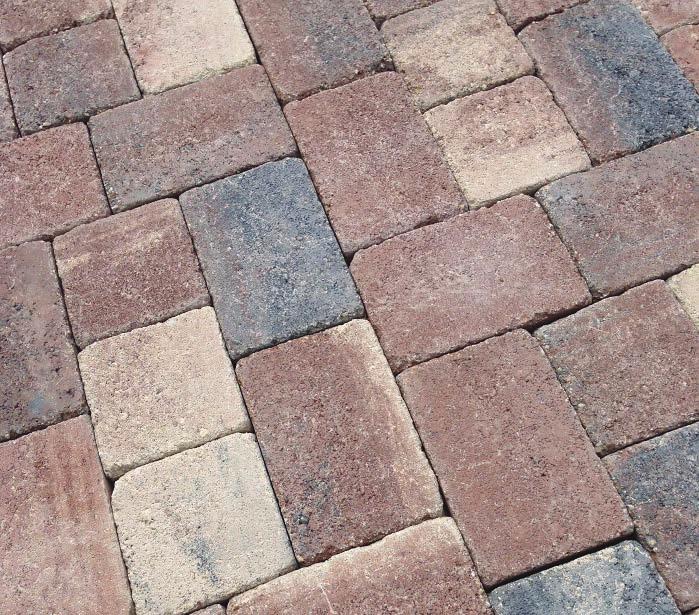 Povrch: otĺkaný, s historickou patinou, nepravidelne lomené hrany Štruktúra: rovnorodý, vibrolisovaný betón : 6 cm Hmotnosť: cca 130 kg/m² Aj pri hrúbke dlažby 6 cm zjazdná Vyrobené podľa STN EN 1338