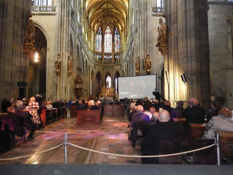 Varhany pro Chrám sv. Víta Praha, 24. dubna 2017 Podpisem smlouvy mezi kardinálem Dominikem Dukou a varhanáøskou firmou Gerharda Grenzinga odstartovaly práce na varhanách pro svatovítskou katedrálu.