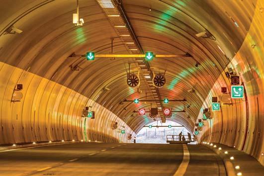 D 0805 byla rozdělena na šest samostatných staveb: část A trasa dálnice, část B most Vchynice, část C most Opárno, část D most Dobkovičky, část E tunel Prackovice a část F tunel Radejčín (obr. 1).