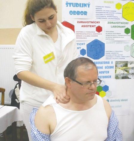 Foto: Marek Kasala Prezentácia SOŠ Strojnícka Bánovce n/b. Stredná zdravotnícka škola Trenčín Prezentácia Gymnázia J. Jesenského Bánovce n/b.
