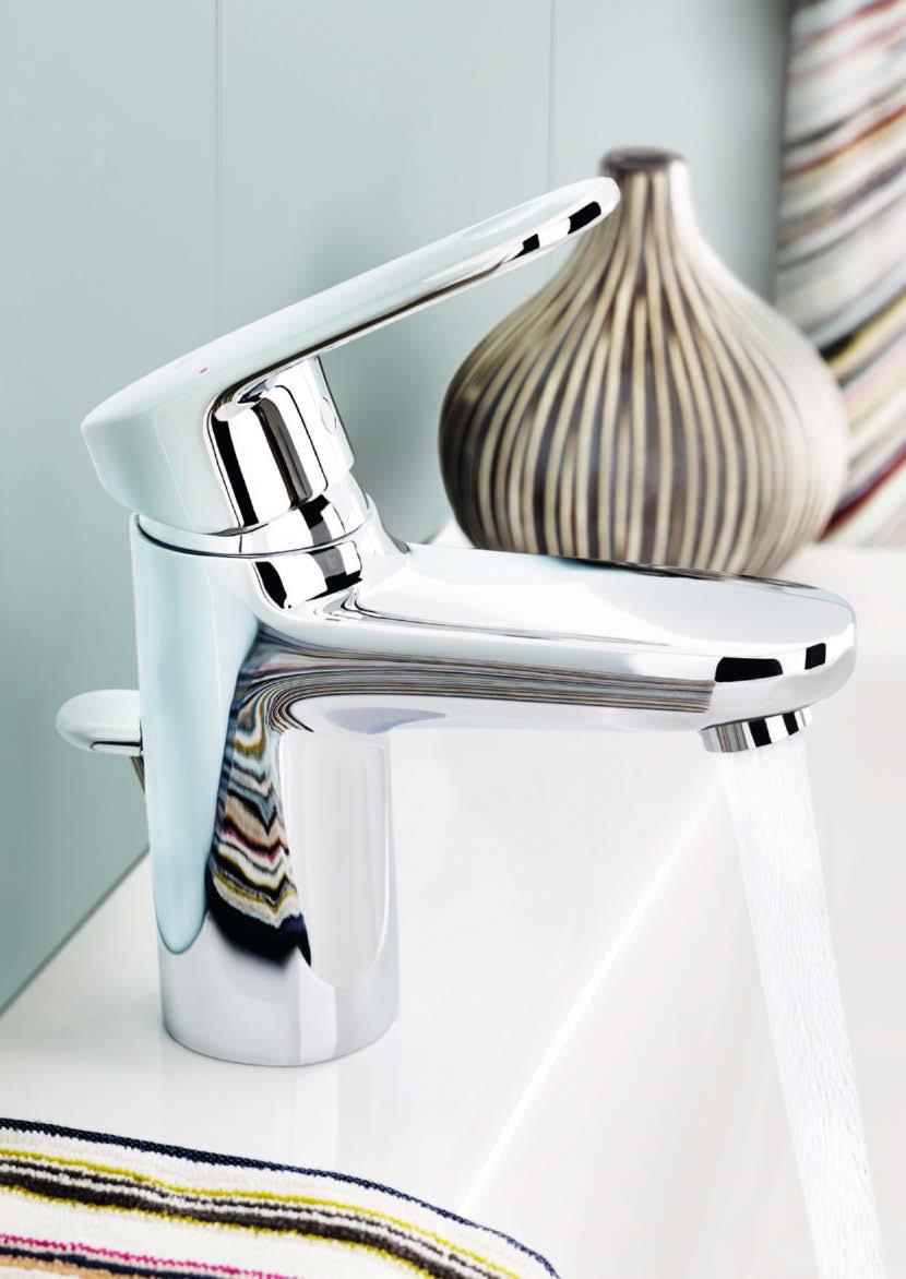grohe.cz GROHE EUROPLUS SPOJENÍ MODERNÍHO DESIGNU A ŠPIČKOVÉHO OVLÁDÁNÍ Směs nádherného designu a optimální funkcionality.