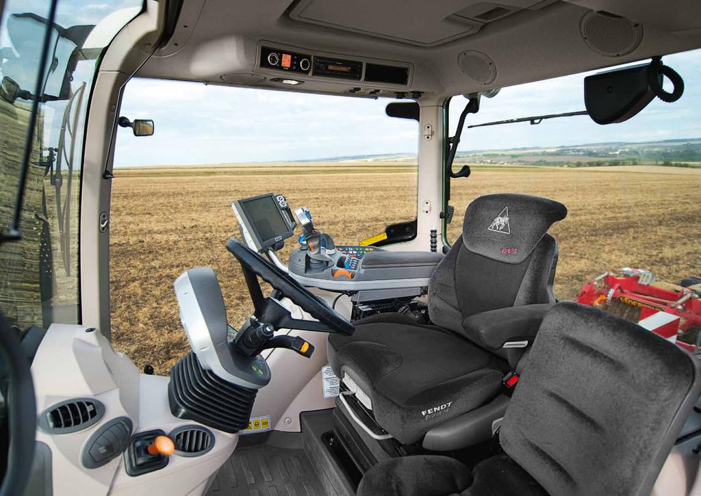 Kabina Fendt VisioPlus 22 23 Výhled bez hranic Kabina Fendt VisioPlus udává měřítka pro výhled a přehled díky jedinečným velkým prosklenným plochám.