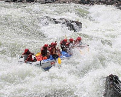 Najlepšie zážitky s BUBO: Rafting na rieke Zambezi Victoria Falls Splavovanie rieky Zambezi je považované za najdivokejší komerčný rafting na svete. To znamená, že je určený takmer pre každého.