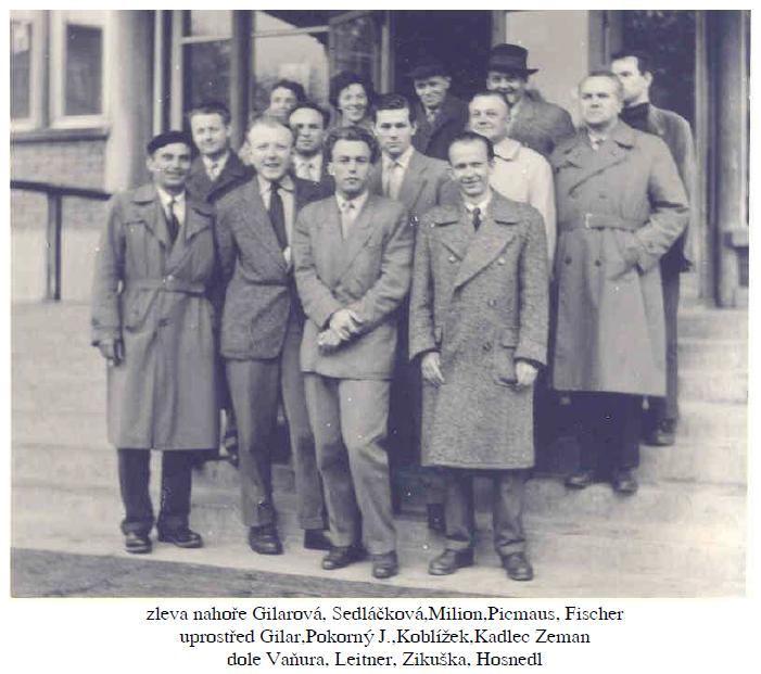 Koblížek slaví pětasedmdesát Koblížek Antonín, nar. 16.11.1937. Člen Durasu Brno. Stříbrný v přeboru ČSR dorostu 1955 v Jablonci n. Nisou. Finalista mistrovství republiky družstev 1965, 1967 a 1968.