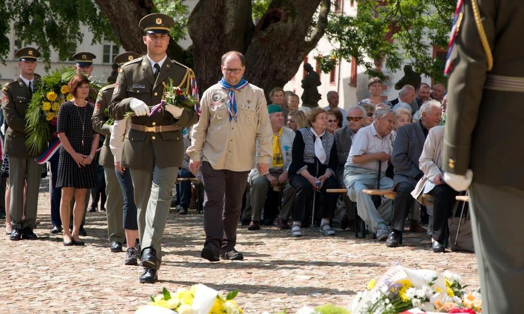SKAUTI JÁCHYMOV Opět po několika letech jste se letos zúčastnili sbírkové akce Ligy proti rakovině Českého dne proti rakovině (dříve Květinového dne).