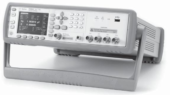 Obr. 16 LCR metr Agilent E4980A [2] 3.2.1 Klimatická komora Zkoušky byly provedeny s vyuţití klimatické komory CLIMACELL od firmy BMT Medical Technology s.r.o. Klimatizovaná komora poskytuje všechny podmínky pro přesnou a reprodukovatelnou simulaci různorodých klimatických činitelů.