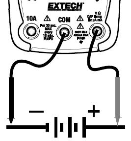 4 Otočný přepínač provozních funkcí 5 Port COM 6 Port 10 A pro měření proudů do max. 10 A 7 Port V, Ω, CAP, Temp, Hz, µa a ma Obvod pro měření DC napětí.