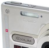 Integrovat jako první na světě inovativní technologii v podobě keramických čoček do digitálního fotoaparátu se pokusili vývojáři japonské společnosti Casio.