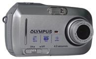 test hardwaru Olympus Camedia C-470 Výrobce přístroj proklamuje coby kapesní, úplně do každé kapsy 13 se však nevejde. Rozlišení čtyř megapixelů je tu zkombinováno s trojnásobným zoomem.