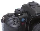 Na první pohled ji od kinofilmových přístrojů rozezná jen odborník určitě automatika. Anglický název point-and- -shot (tedy ukaž a zmáčkni) vystihuje podstatu používání.