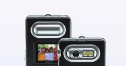 com multimediální zařízení Minox mobidv levný kompakt Umax Premier 3381 Zoom Kompakt v ceně menší než 4 000 Kč toho nemusí nabízet málo.