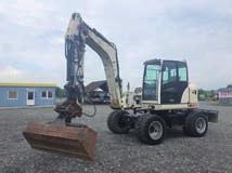 500 mth, objem lžíce 4 m 3, centrální mazání, TP, klima, 890.000 Kč + DPH JCB komb.