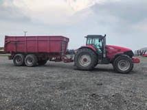 závada motoru - je částečně rozebraný, na ND, převodovka, nápravy, rameno, kozlík,