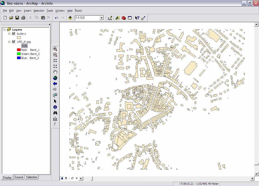 Analýza dat 4.1 Georeferencování Tento rastrový podklad však není pro další analýzy píliš vhodný a je teba ho upravit.