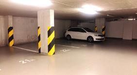 vjezdy, dvěma kancelářemi o výměře 43 m, vlastním W a kuchyňkou v Olomouci -