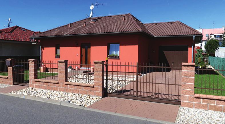 Nyní 4 bytové jednotky (3 x 1+1, 1x +1), podsklepeno,