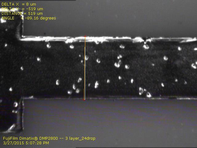 52: Tisk stříbrným nanočásticovým inkoustem na inkjet fotopapír. A) tisk jednou vrstvou, B) tisk třemi vrstvami. 4.3.3.2 Tisk na Inkjet folii Použitá folie firmy 3M je z neznámého materiálu.
