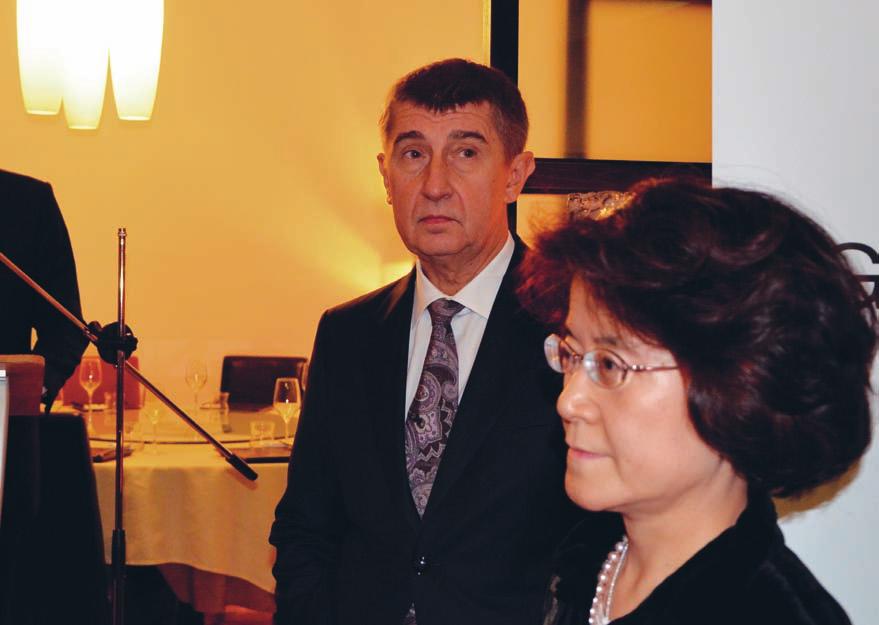 政府协会的董事长托马斯 - 帕拉先生, 捷克财政部长与驻捷克大使 Výkonný ředitel Governance