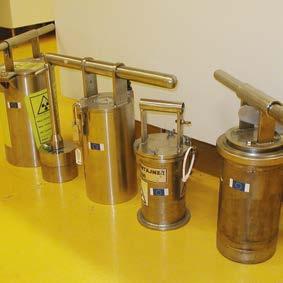 541/2004: kontajner VBK FRC AS IP2 Preprava nových a zaplnených vláknobetónových kontajnerov v rámci Európskej únie je realizovaná schválenými dopravnými prostriedkami - po cestnej komunikácii a
