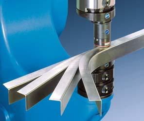 Tvářecí technika ECKOLD / The ECKOLD Forming Technique Tváření stroji ECKOLD znamená formovat profily, trubky, tvářet plechy, vyrábět nové díly, opravovat a jemně s citem dotvářet.