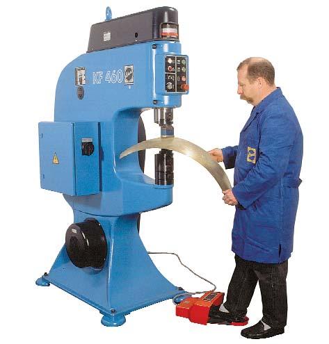 Rychlá výměna nástrojů. Quick tool change.