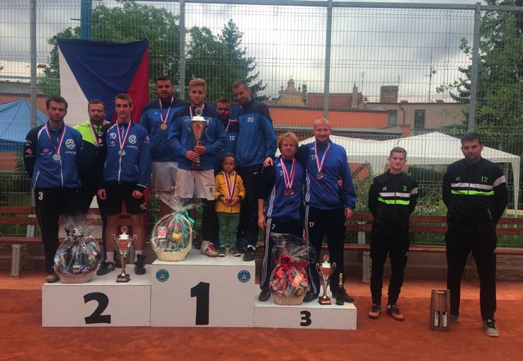 Život v našem městě 76 Zpravodaj 7-8/208 77 Život v našem městě První play-off zápas jsme hráli proti družstvu Čakovice B, které toužilo pomstít svoje kolegy z A týmu.
