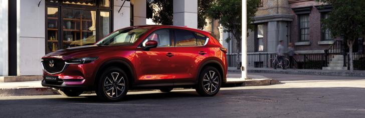 DOPLŇKOVÉ SLUŽBY MAZDA ZÁRUKA NA VÁŠ VŮZ Na všechny nové vozy Mazda poskytujeme standardní záruku 3 roky nebo do ujetí 100 000 km (podle toho, co nastane dříve) a záruku 12 let na neprorezavění