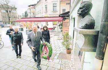 Gorenjski časnik od leta 1947 66 let Prvi predhodnik tednika Gorenjec leta 1900 SREDA, 30. oktobra 2013 Leto LXVI, št.