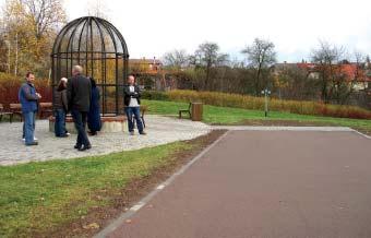Komunikace a marketing V září a říjnu 2007 proběhl průzkum spokojenosti mezi zákazníky společnosti. Průzkum provedla agentura Ipsos Tambor.