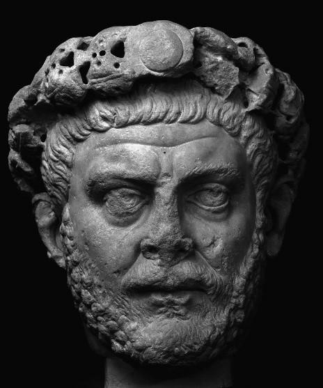 4.2.3 Diocletianus z Nicomedie Tato mramorová hlava byla nalezena v Nicomedii, sídelním městě císaře Diocletiana.