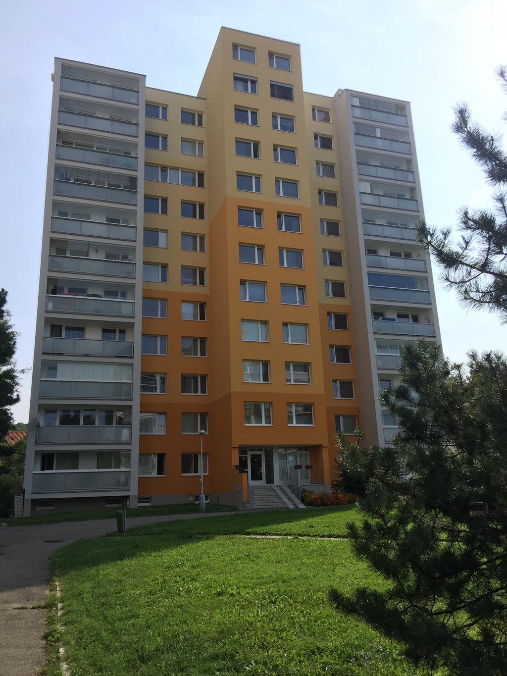 ZNALECKÝ POSUDEK č. 6754-294/17 o obvyklé ceně bytové jednotky č. 2146/22 včetně podílu na společných částech domu č.p. 2146, způsob využití: bytový dům na pozemku parc. č. 248/6 v kat.