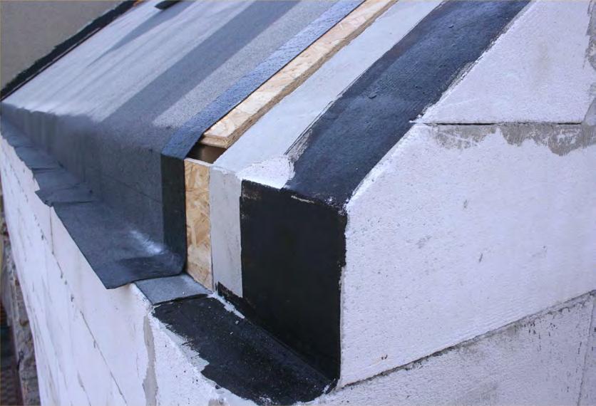 nalepení nebo navaření na připravený přířez asfaltového pásu Obr 5.