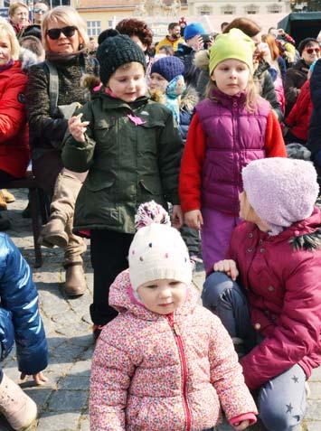 K masu jsem se vrátil v dalších dvou show, kdy jsem flamboval vepřovou panenku v mandlovici a připravoval krůtu v kubánském stylu, popsal jídla připravená před diváky Petr Erin Kováč.