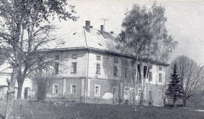 Škola v proměnách času Po skončení 2. světové války bylo jasné, že náš tradičně již zemědělský kraj bude potřebovat nové, kvalitně vzdělané odborníky.