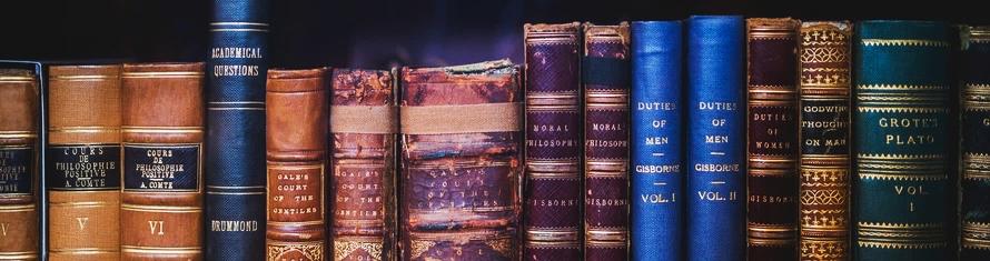 7 Knihovny a literatura Jako studenti vysoké školy budete trávit čas také v knihovnách studováním a získáváním podkladů pro seminární i jiné práce.