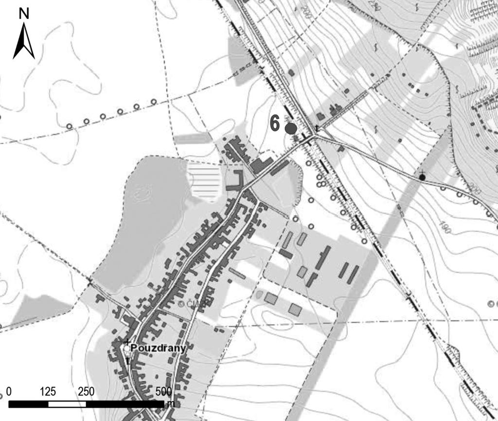 6. Pouzdřany Typová lokalita boudeckých slínů pouzdřanské jednotky M. Bubík (GPS: 48 47 27,8 N, 16 40 48,5 E) Obr. B27. Situační mapa lokality: Pouzdřany železniční zastávka.