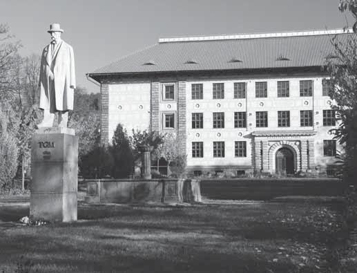A těch bude vždy o mnoho méně, než těch, kteří jsou svou obživou na někom, či na něčem závislí, tudíž ne úplně svobodní. Bohužel.