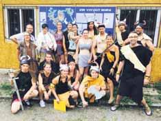 Jen co jsme se probojovali zpět z Dorne, přišla další výzva. Skrz podivnou věštbu lady Melisandry došlo ke vzpouře vazalů, čehož využil Petyr Baelish a usedl na trůn.