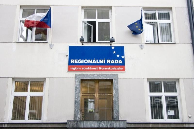 informačních světelných tabulí (citylights) na