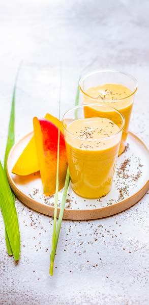 Lasí z manga a chia semínek Program Ice Crush (drcený led) 4 10 min. 1 velké mango 2 lžičky chia semínek 500 ml bílého jogurtu 200 ml mléka 2 lžíce třtinového cukru 2 kostky ledu 1.