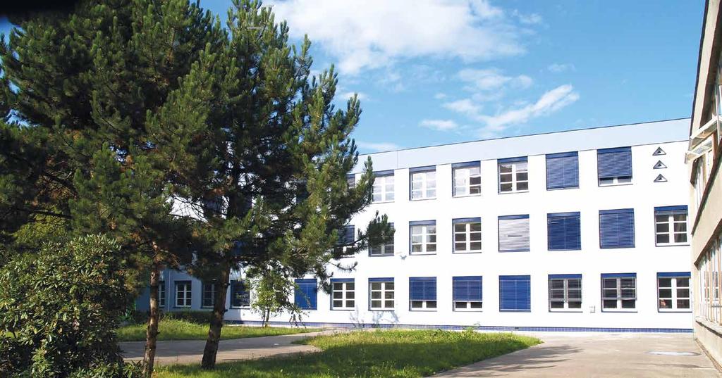 VYSOKÁ ŠKOLA BÁŇSKÁ - TECHNICKÁ UNIVERZITA OSTRAVA Redakční rada: Šéfredaktor: doc. Ing. David Řehák, Ph.D. - VŠB-TUO (CZ) Zástupce šéfredaktora: prof. Dr. Ing. Aleš Bernatík - VŠB-TUO (CZ) Členové: prof.