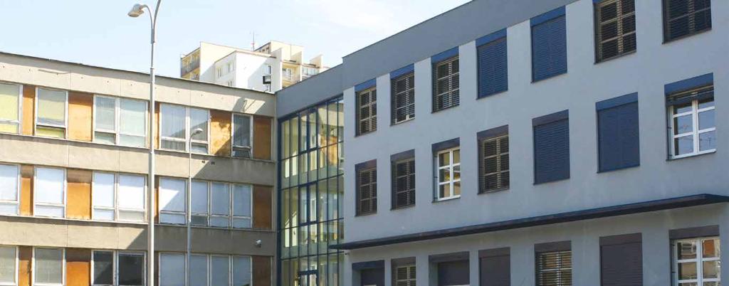Centrální dohledové a poplachové centrum V našem Centrálním dohledovém a poplachovém centru v Havířově Prostřední Suché nabízíme využití sdíleného dispečinku dle ČSN EN 50518.